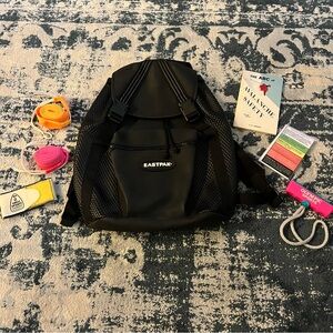 Eastpak Hiking Ski Backpack Vintage Ski Accessories Active Outdoor Sport Black